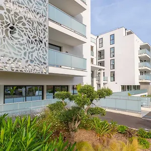Lagrange Apart'hôtel Olympie Aparthotel